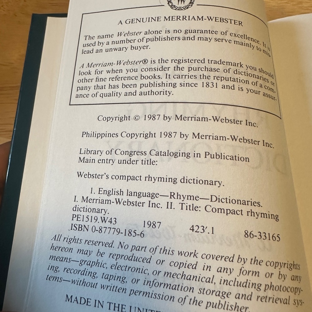 A Merriam-Webster Webster’s Compact Rhyming Dictionary - Picture 6 of 12